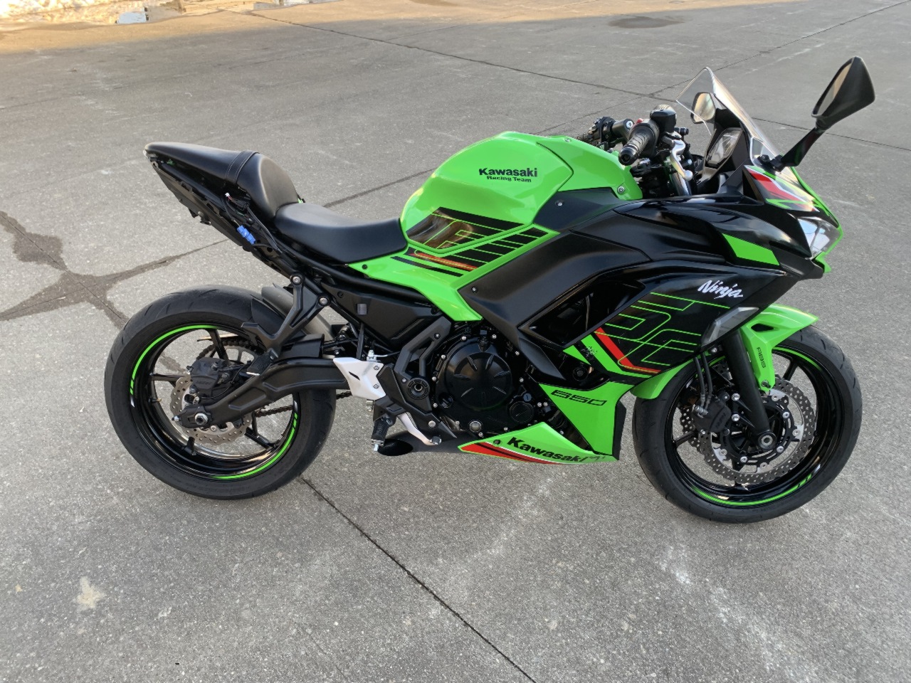 2024 Kawasaki EX650 Ninja ABS